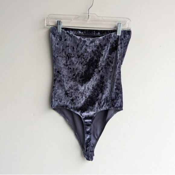 Crushed velvet strapless tube bodysuit - Picture 2 of 4